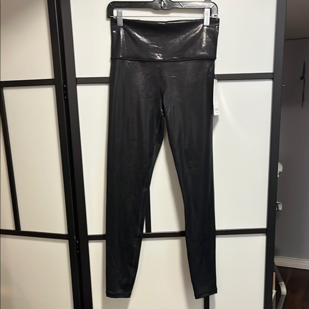Athleta Legging Lustre Elation Shine Tight Yoga Black Women's Size Medium H-Rise